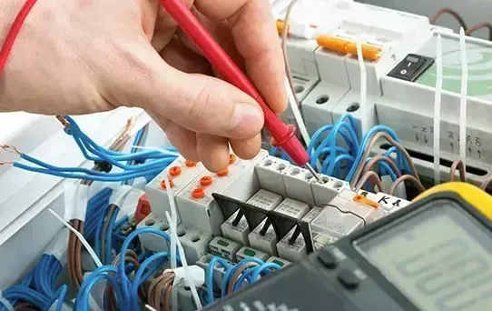 Professional electrician in Hammersmith